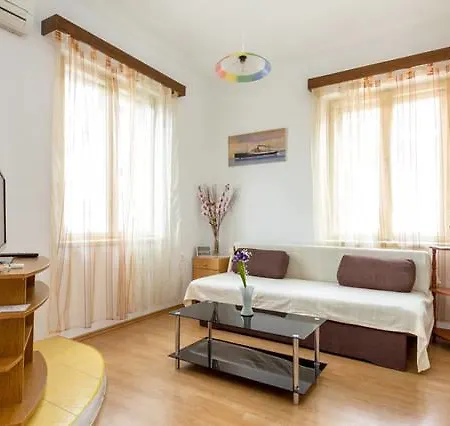 公寓 金盏花魔方公寓